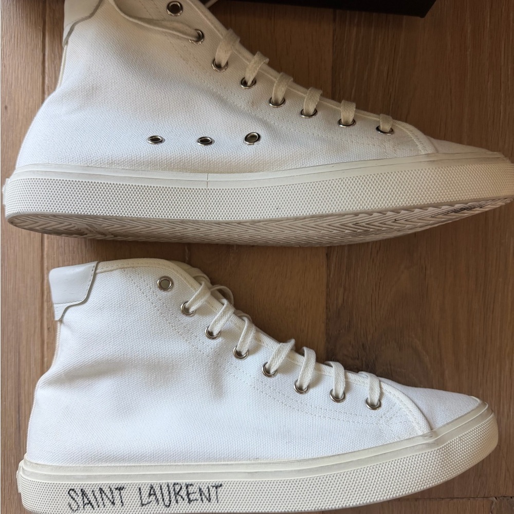 Saint Laurent Malibu White High-Top Canvas Sneakers - Picture 4 of 8